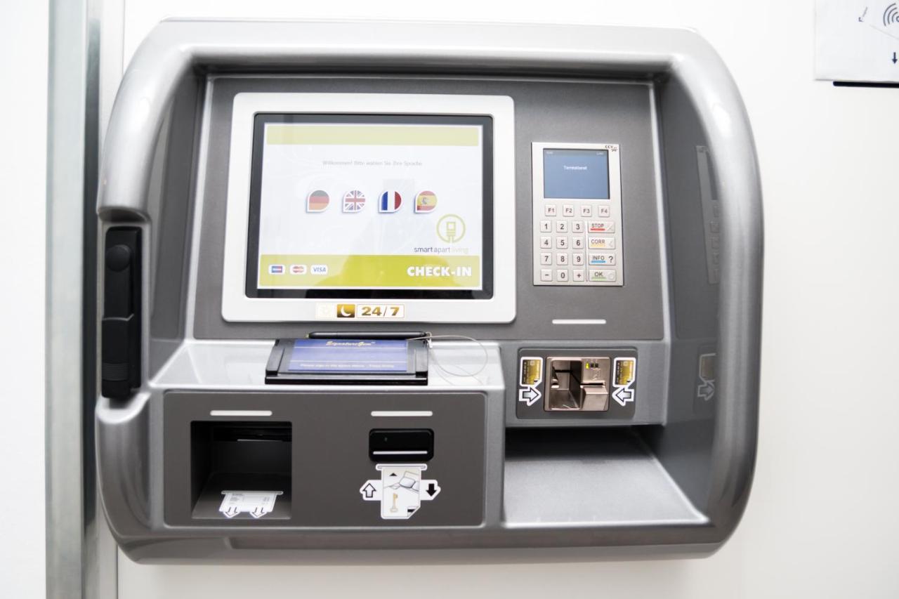 Smart Nano Living - Wien Hauptbahnhof - Self Check-In Exteriör bild